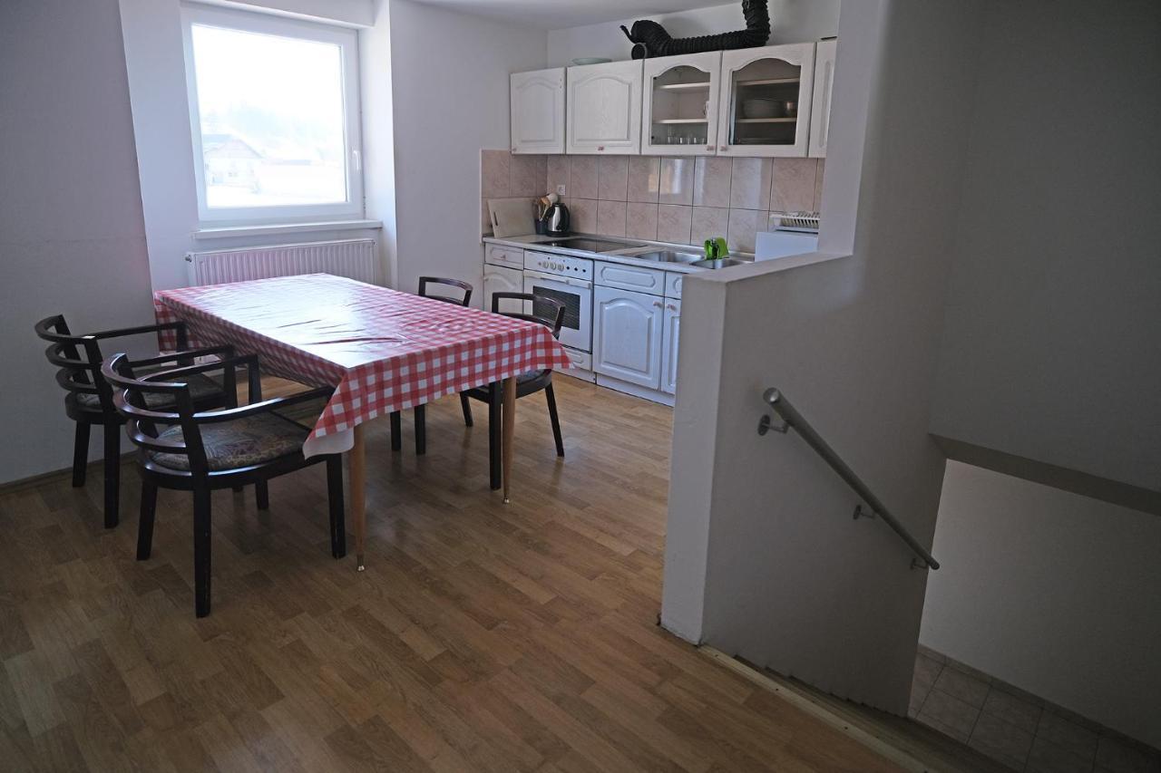 Sostanj Velenje Ravne Sobe Rooms Vrtacnik D O O Экстерьер фото
